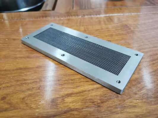 Κίνα EMI Θωράκιση από ανοξείδωτο ατσάλι Honeycomb Vent Panels 0,8mm Dia προμηθευτής